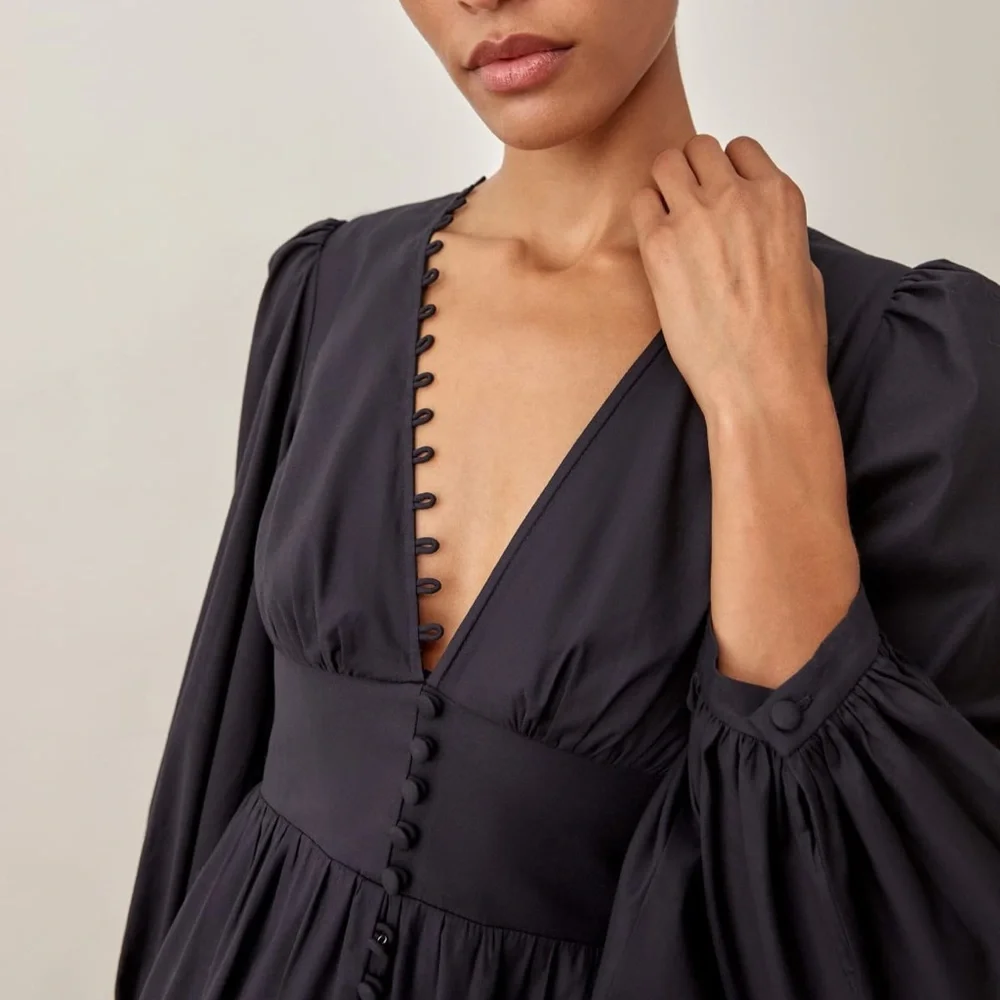 Caitie Dress from The Reformation - Picture 5 of 6